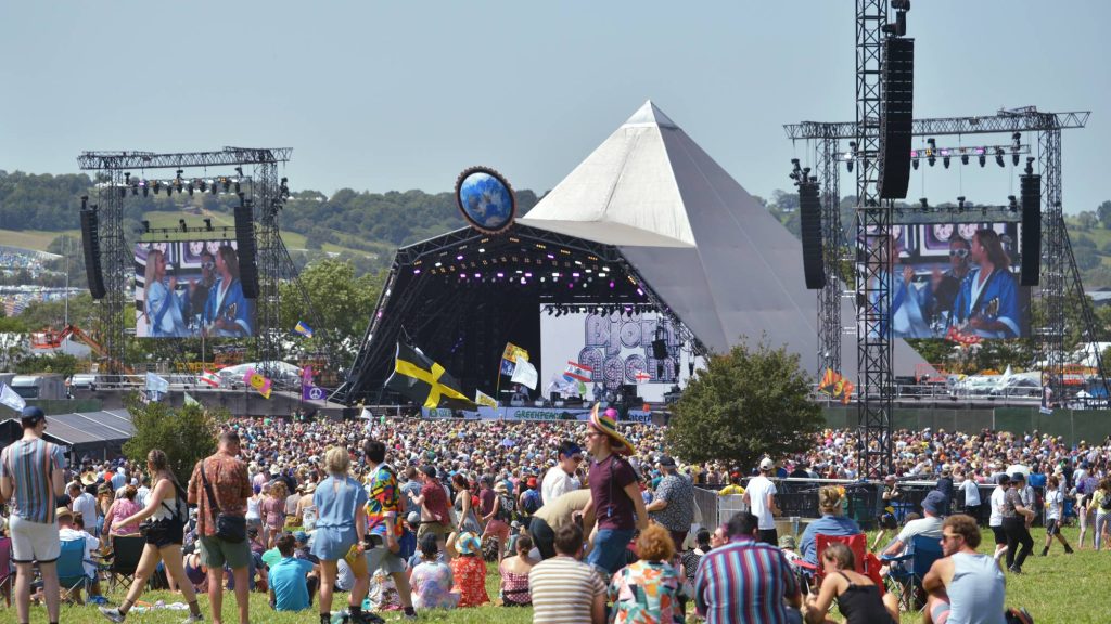 Glastonbury Festival Has Released Full LineUp And Stage Times DJ Ashmen