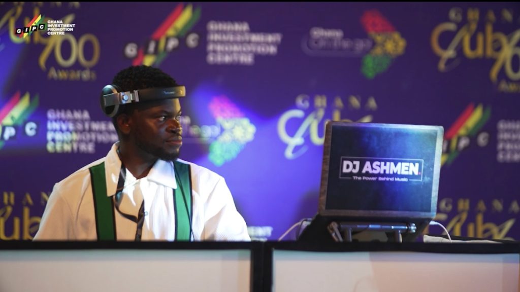 DJ Ashmen behind his set at the 21st edition of Ghana Club 100